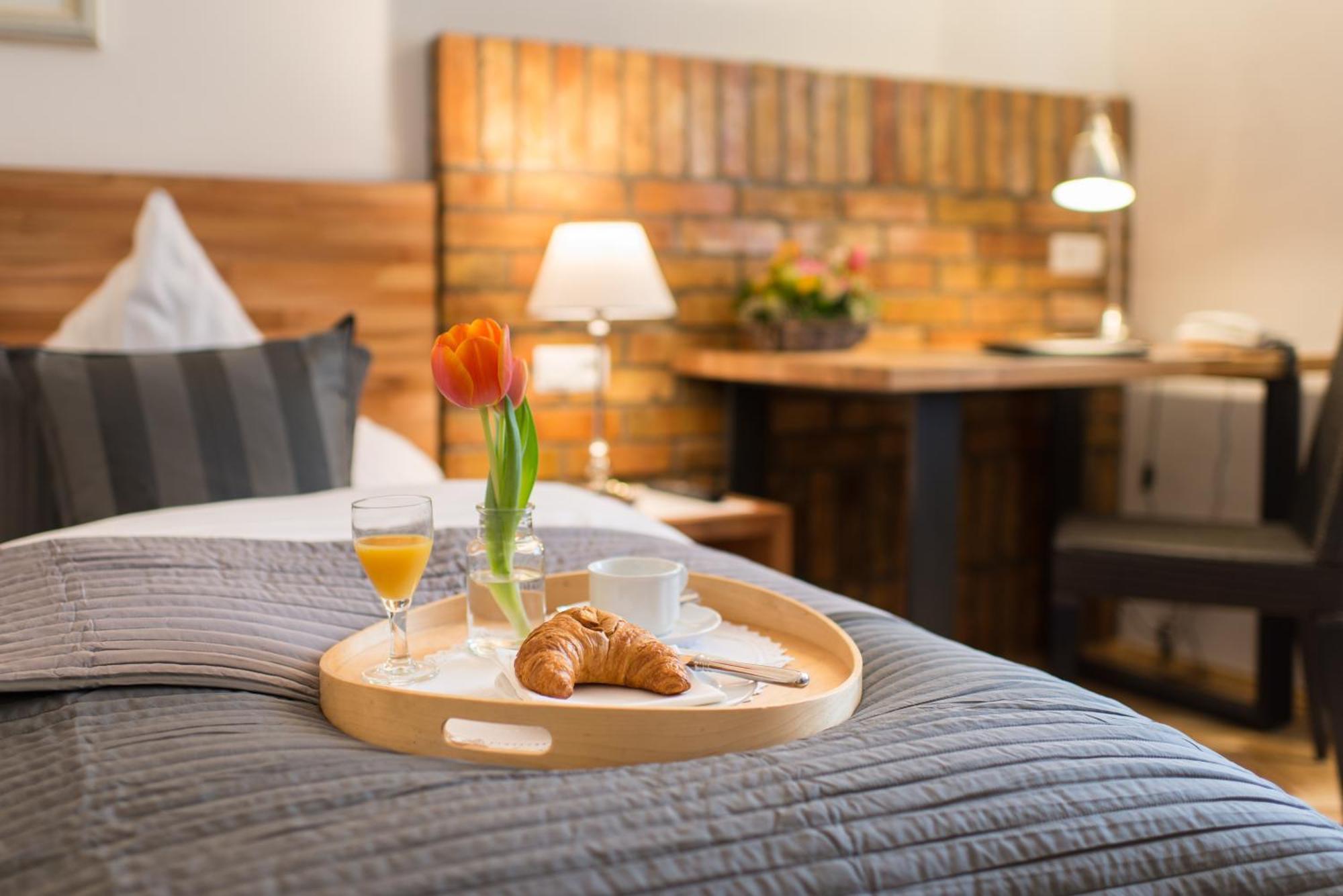 Hotel Goldener Engel Speyer Ngoại thất bức ảnh