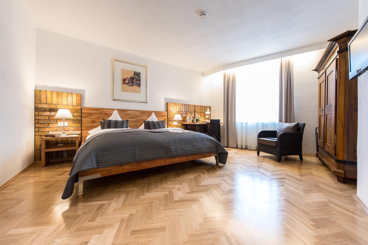 Hotel Goldener Engel Speyer Ngoại thất bức ảnh